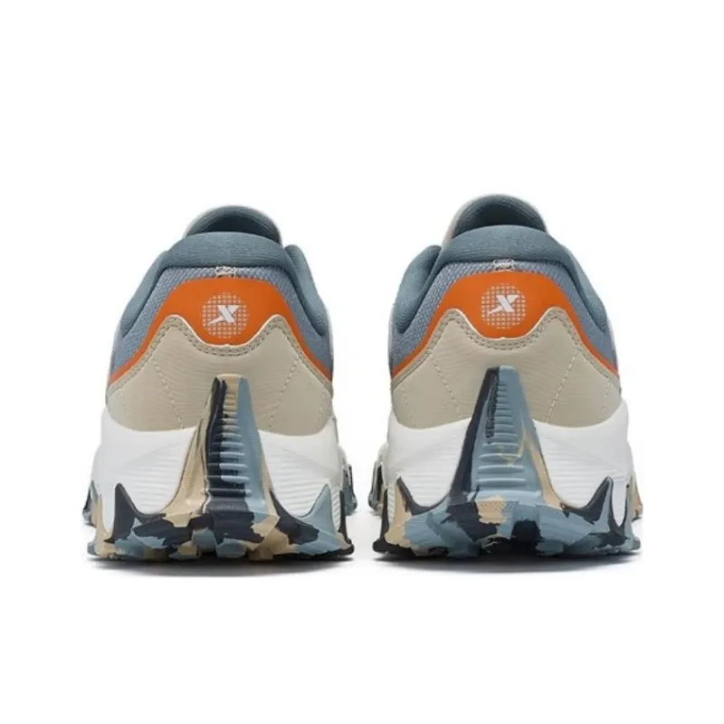 XTEP Cushioning, Abrasion Resistant, Breathable, Impact Resistant Low Top Running Shoes Men's Clay-3