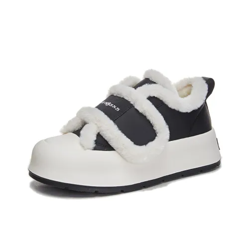 Help Skateboard Shoes Women's Low Top Black/Beige