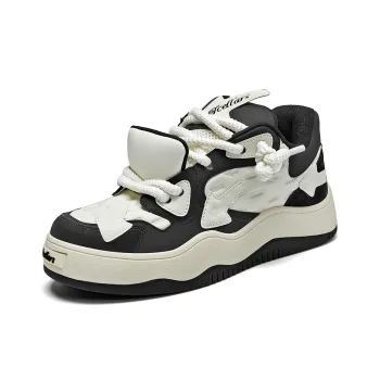TCELLARS Low Top Stylish Skateboarding Shoes Unisex Panda Black