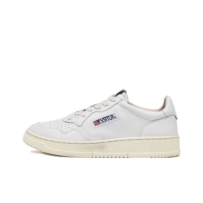AUTRY Medalist Leather Low Lettering 'We Are Action People White' Women's-0