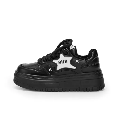 KARLIE KELLER Warm Coverage Quick Dry Water Resistant Slip Resistant Low Top Skateboard Shoes Women's Black