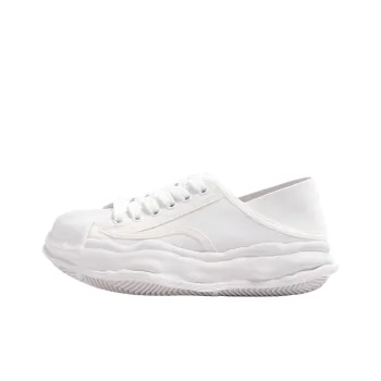 STEVE MADDEN Stylish Skateboarding Shoes Women's Ecru