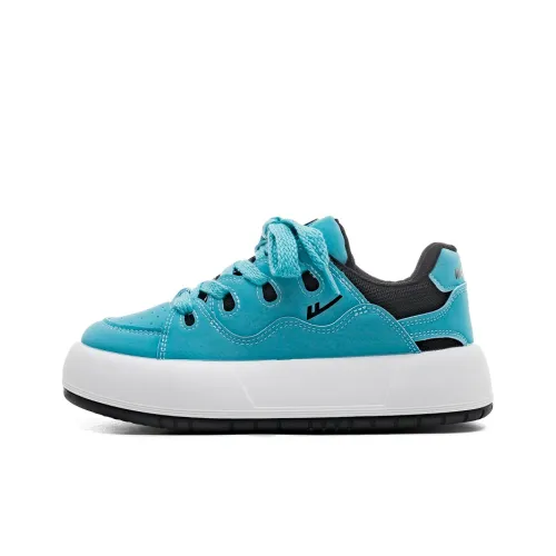 WARRIOR Skateboard Shoes Women's Low-Top Lake Blue