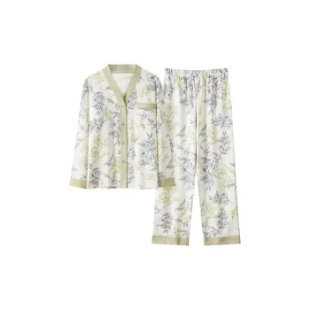Sleeping Beauty Pajama Set Women's Green