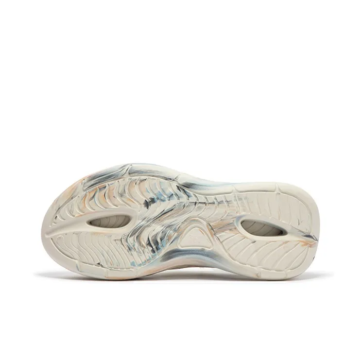 361° Yuyu Whale Clogs Unisex Oat Milk-4