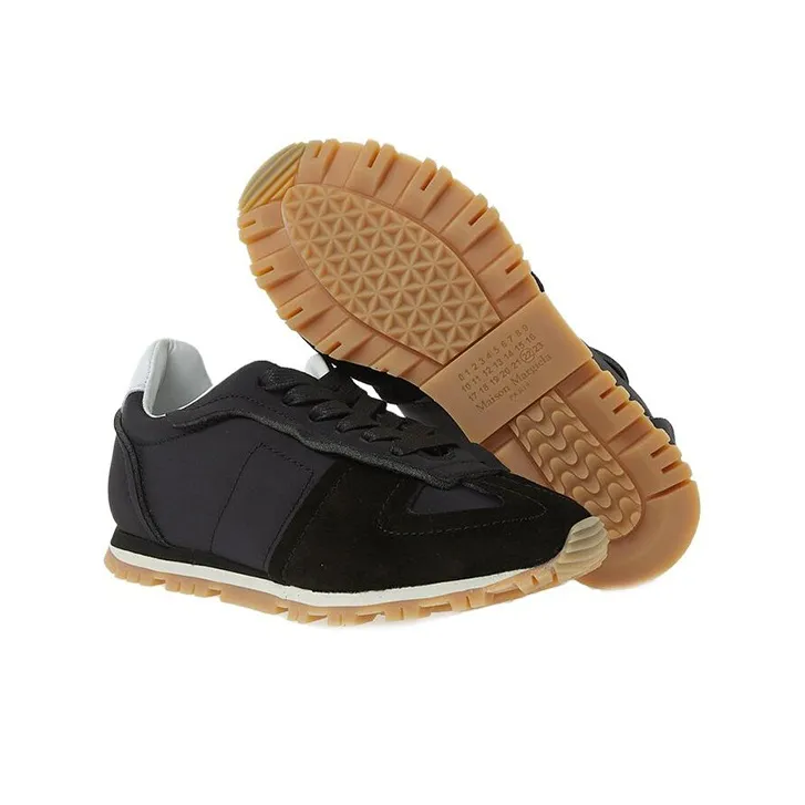 Maison Margiela Cushioning Slip Resistant Low Top Casual Shoes Women's Black-5