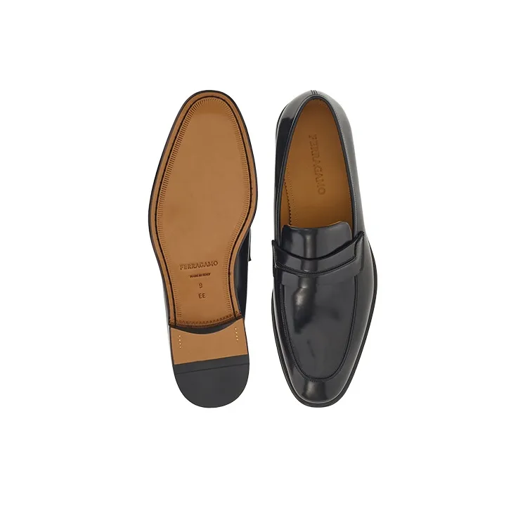 FERRAGAMO Pointed-toe Leather Loafers-4