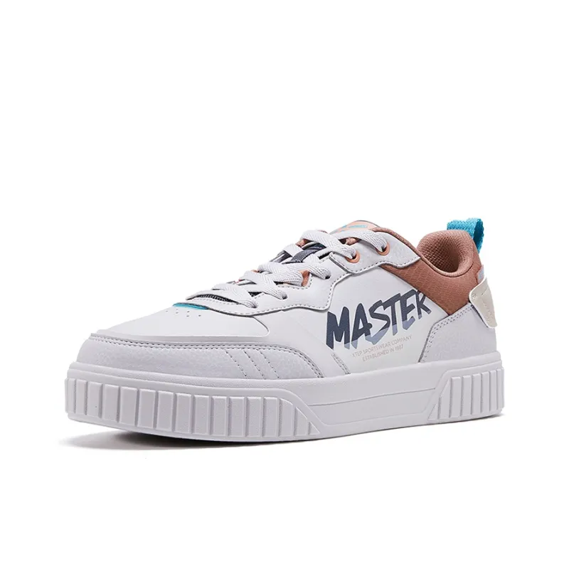 XTEP Low-Top Skateboard Shoes Men's Gray Brown-1