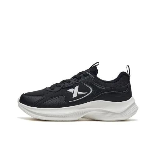 XTEP Anti Slip Wear Resistant Low Top Running Shoes Insulated Shoes Men's Black Sail White