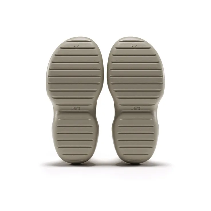 Beys Classic Small Clog Müller Sports Sandals Unisex Stone Gray-6