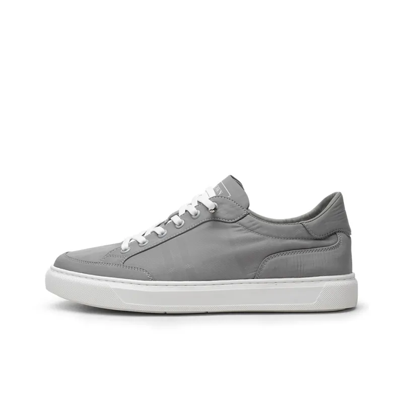 CROWN Stylish Skateboarding Shoes Men's One Yard Larger-5