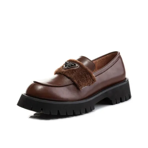 Help Loafers Women's Black