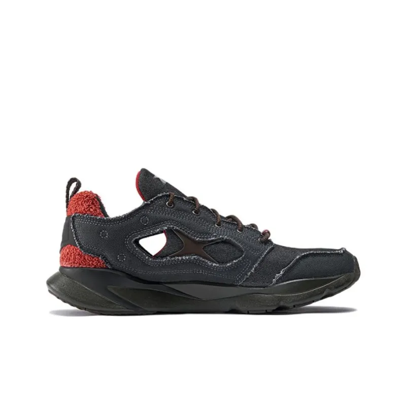 Reebok Street Fighter X FuryLite 95 'Akuma'-1