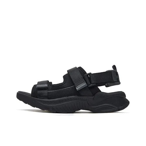 Erke Beach Sandals Women's True Black/Carbon Gray