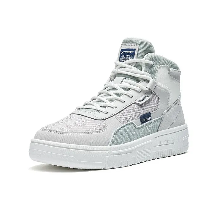 XTEP Off White Skateboard Shoes Men's Truo Gray-1