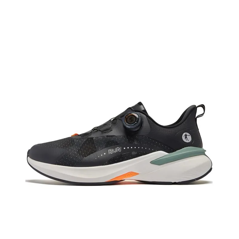 QIAODAN Wear Resistant Slip Resistant Low Top Sprint Running Shoes Men's Black-0