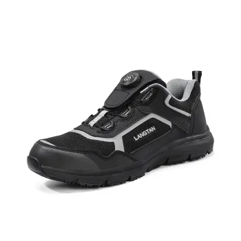 Wolf Detective Low-Top Outdoor Shoes Unisex