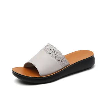 Reivanti Slide Slippers Women's Gray