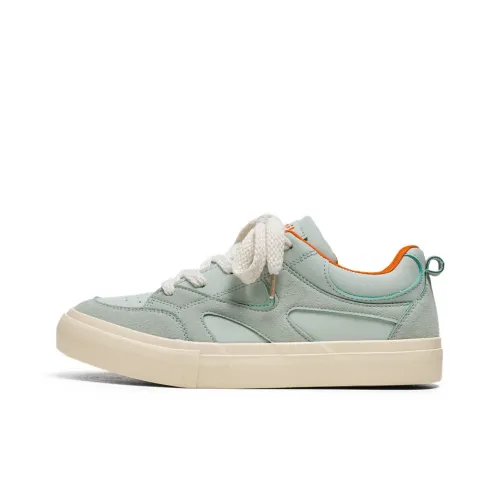 Moffett Slip-Resistant Low-Top Skateboard Shoes Men's