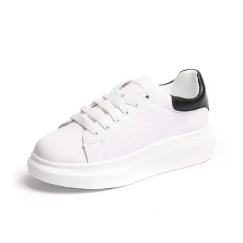 O.L Anti Slip And Wear Resistant Breathable Low Top Skateboard Shoes Women's Black White