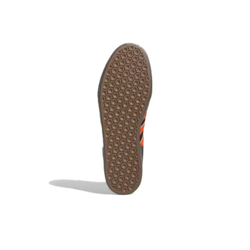 Adidas Busenitz Vulc Ii Core Black Collegiate Orange Gum-4