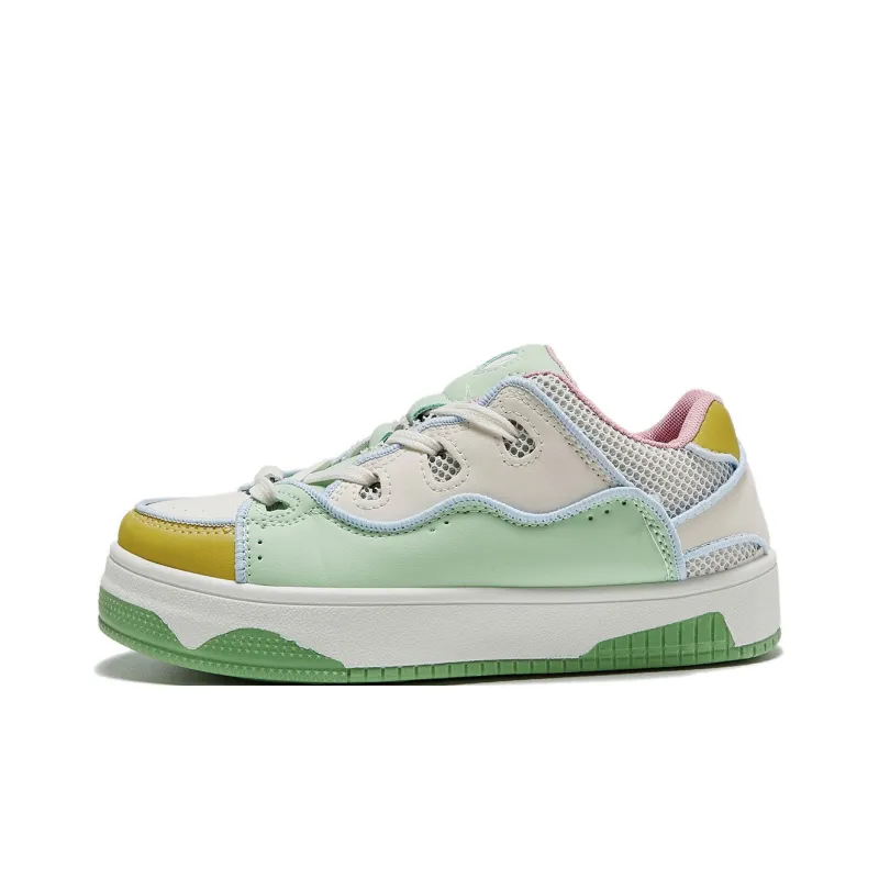 Yiya Dopamine Dressing Versatile Minimalist Style Low-Top Skateboard Shoes Women's Green Yellow-1