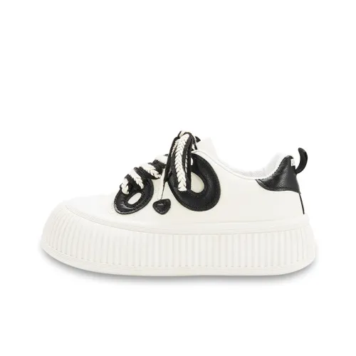 RUN MANNER Low Top Canvas Shoes Women's