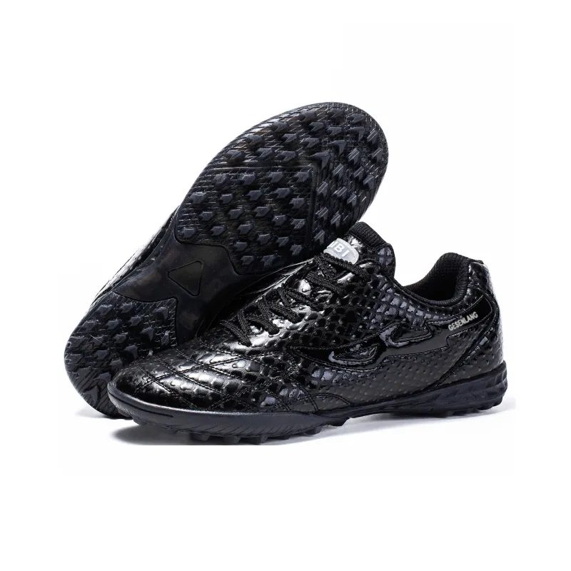 GESENLANG Slip-Resistant Lightweight Reflective With High Visibility Soccer Shoes Unisex-23