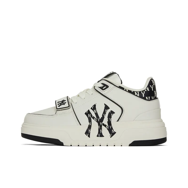 MLB New York Yankees Anti Slip Wear Resistant Mid Top Skateboard Shoes Unisex Black Beige-0