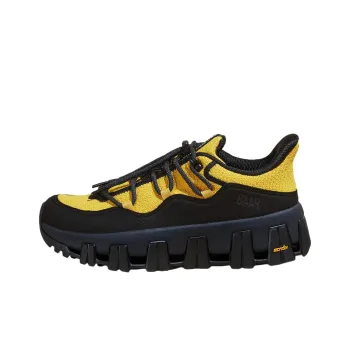 Vibram x P448 Low-Top Trekking Shoes Unisex Black Yellow