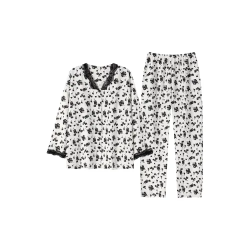 Herbal Primer Pajama Set Women's Image Color