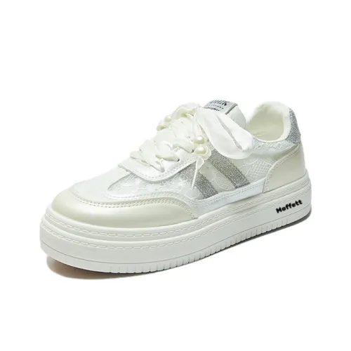 Moffett Slip-Resistant Low-Top Skateboard Shoes Women's