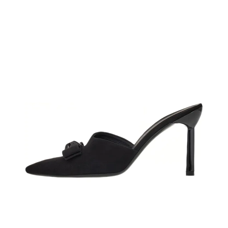 FERRAGAMO Vara Closed Toe Slippers Women's Black-0