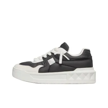 Valentino Garavani One Stud Xl Lace Up Sneakers
