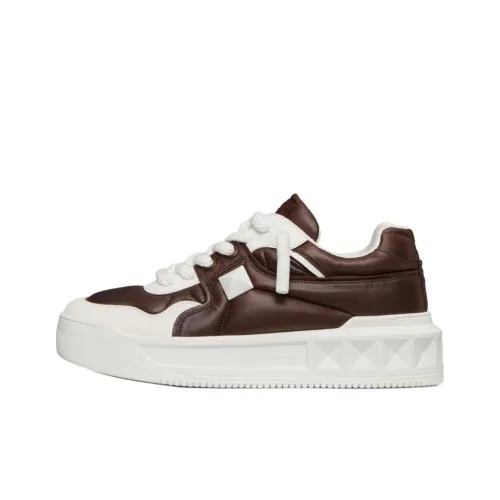 Valentino One Stud Low Top Skateboard Shoes Men's Brown