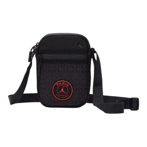 Nike Shoulder Bags Black