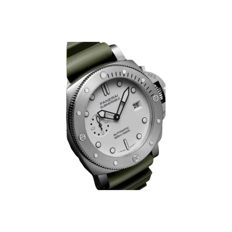 PANERAI 2024 Unworn Submersible 44mm-3