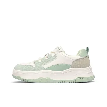 GOLDLION Slip Resistant Low Top Skateboard Shoes Women's
