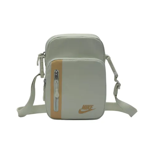 Nike Elemental Premium Crossbody Bag 4L