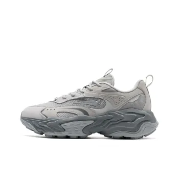 XTEP Migratory Lightweight Height Increasing Low Top Casual Shoes Men's Dove Gray/Plain Elegant Gray