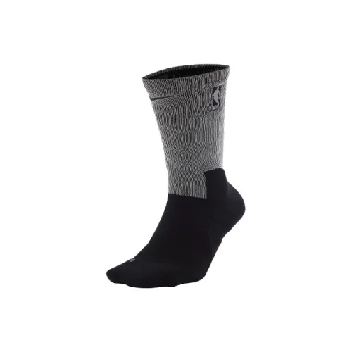 Nike Unisex Mid-Calf Socks