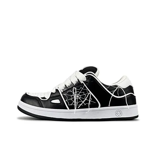 VFDF Skateboard Shoes Unisex Low-Top Black/White Spider