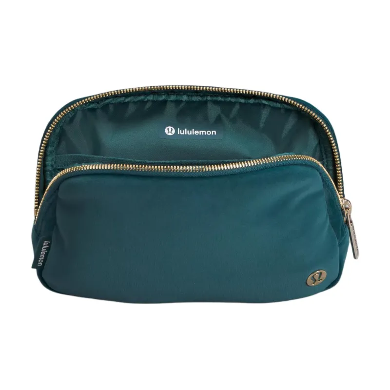 Lululemon Everywhere Velour Fanny Pack Unisex Green Jasper/Gold-3