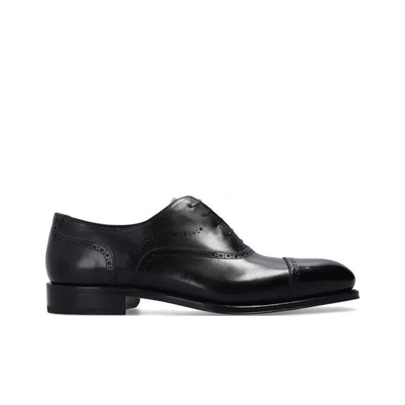 Ferragamo Dress Shoes Men Low-Top Black-1