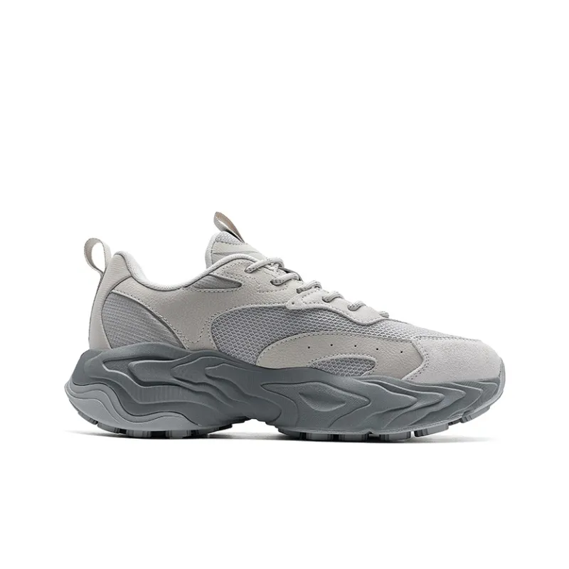 XTEP Migratory Lightweight Height Increasing Low-Top Casual Shoes Men's Dove Gray/Plain Elegant Gray-1