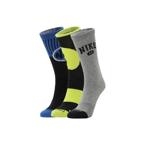 Nike Unisex Mid-Calf Socks