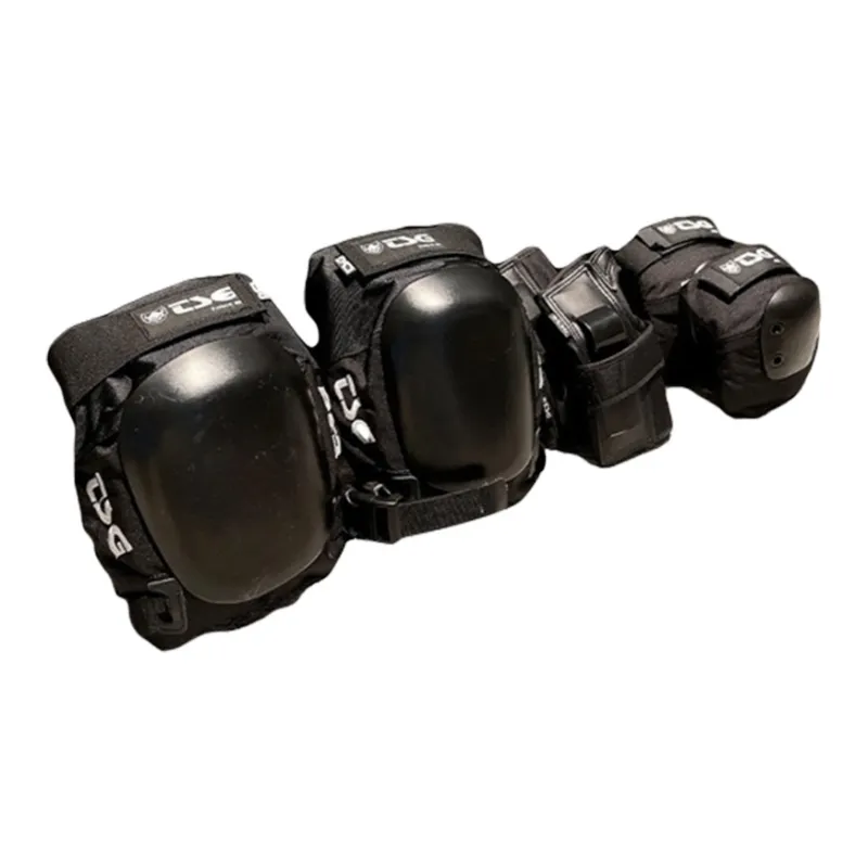 Carver Skateboard Protective Gears Black-1