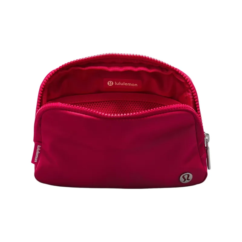 Lululemon Recycled Polyester One Shoulder Crossbody Fanny Pack Unisex Red-3