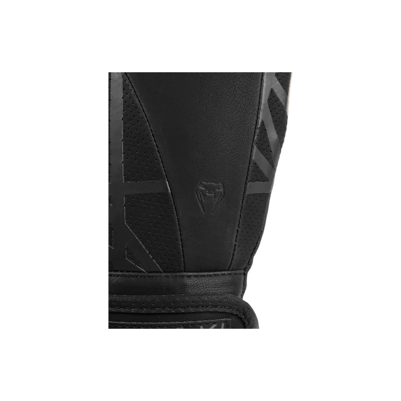 VENUM Boxing Gloves-6