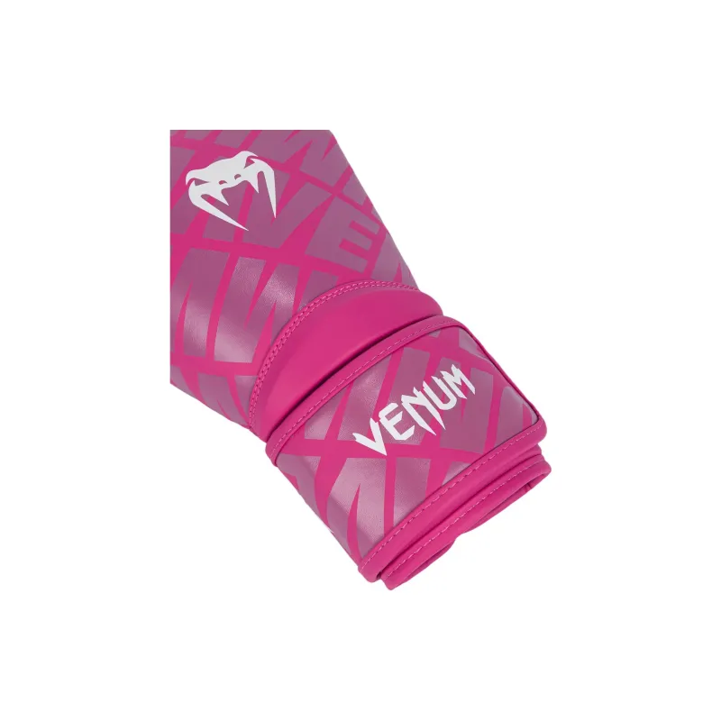VENUM Boxing Gloves-1